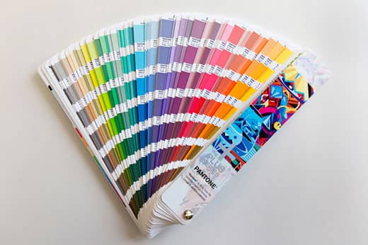 PANTONE fan